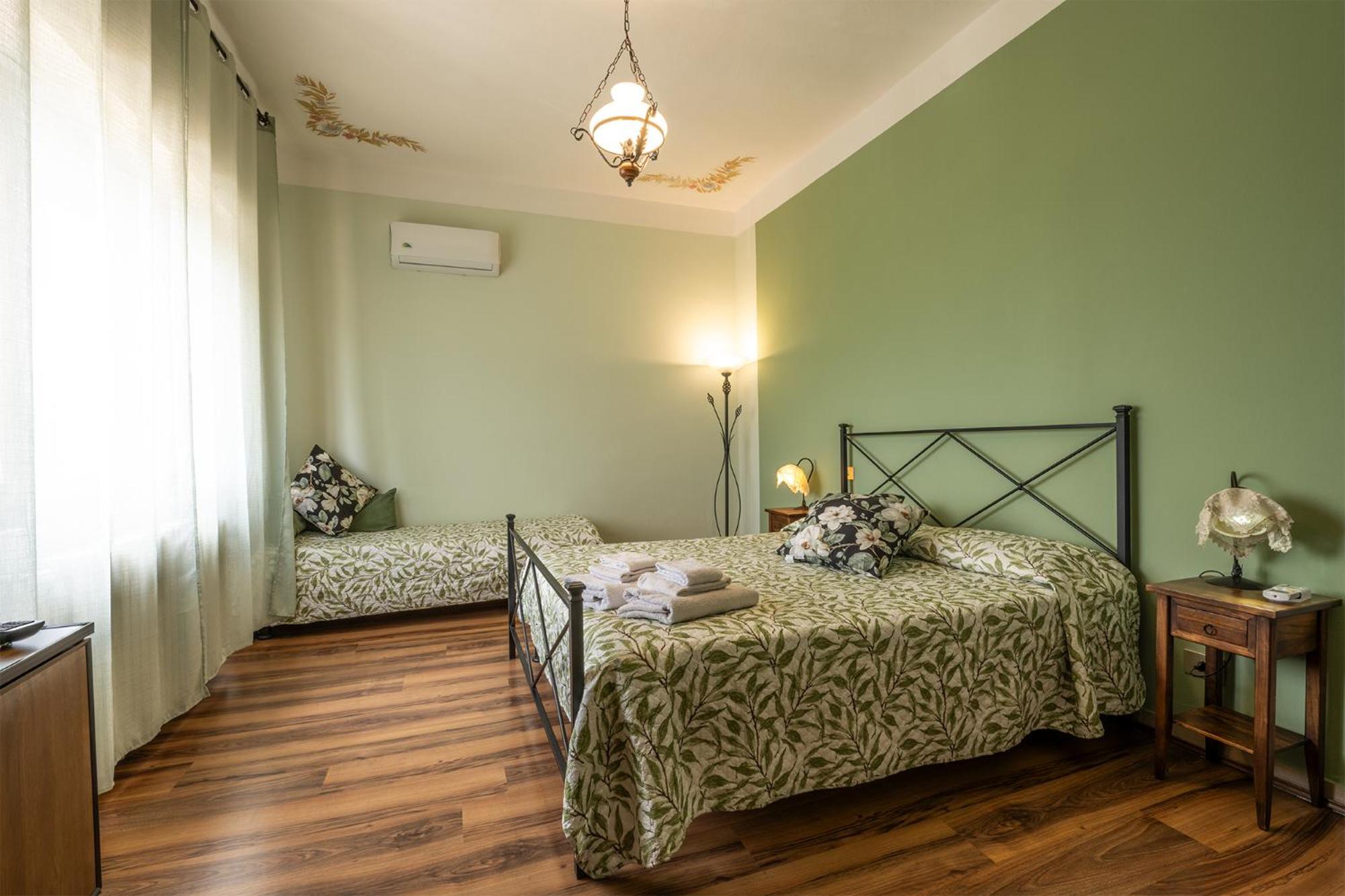 B&B Locanda Sant'Antimo Монталчино Екстериор снимка